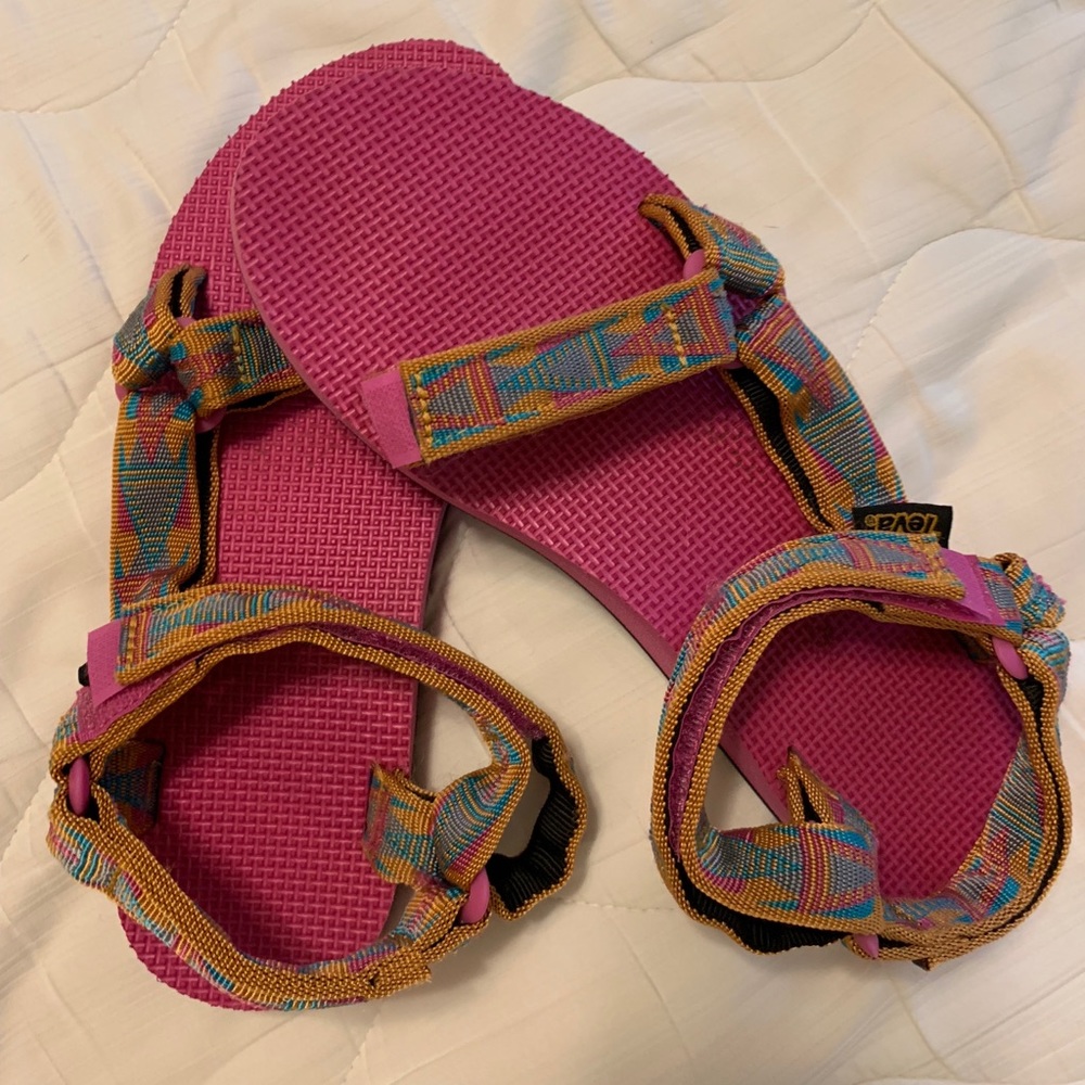 Women's Teva Sandals-Size 9